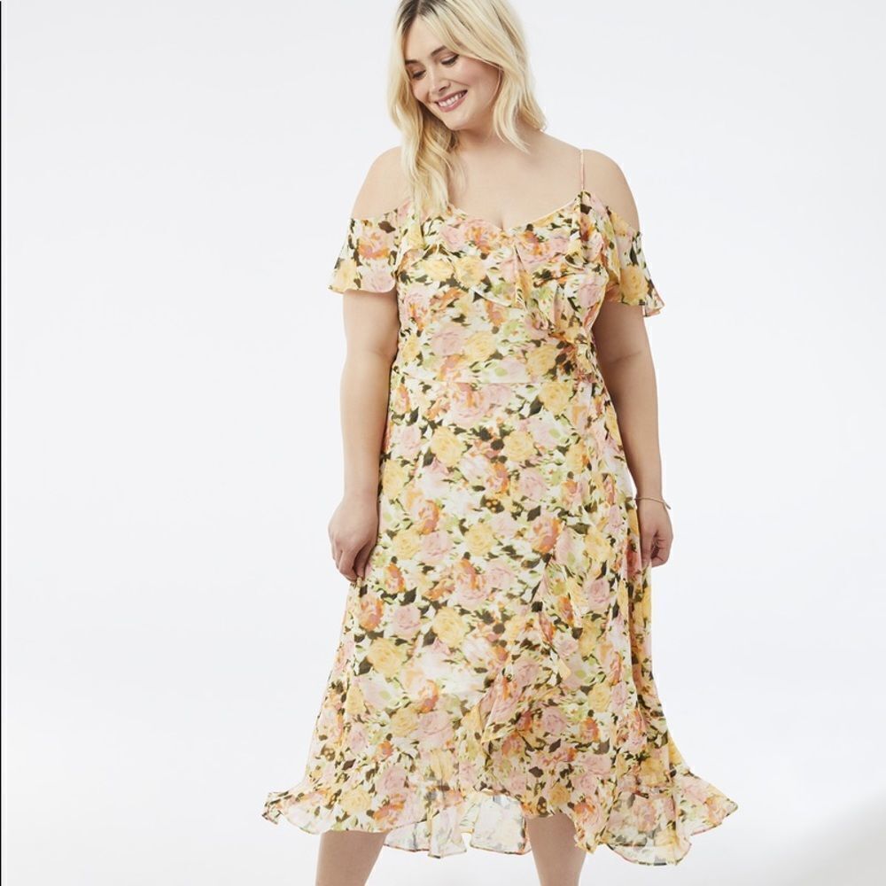 ✨2xHP✨Ruffled Cold Shoulder Floral Maxi Dress✨